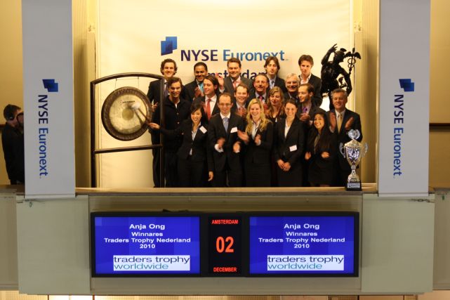 traders trophy